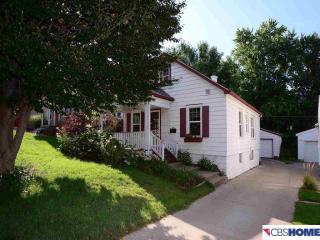 4515 Woolworth Ave, Omaha, NE 68106-2051