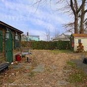 19 Navesink Ave, Middletown NJ 07748-5633 exterior