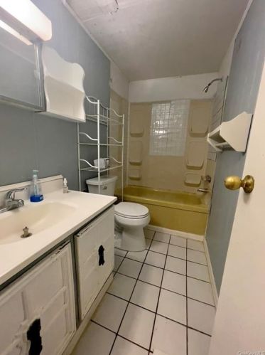 236 Woodcock Mtn Rd, Washingtonville NY  10992-1820 exterior