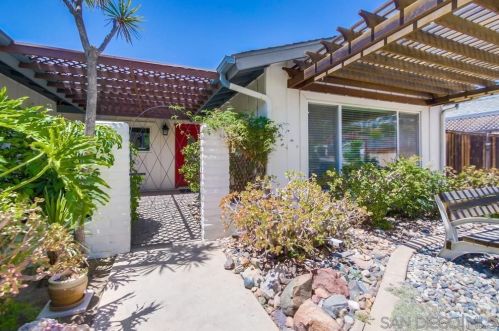 5912 Lance St, San Diego, CA 92120-3712
