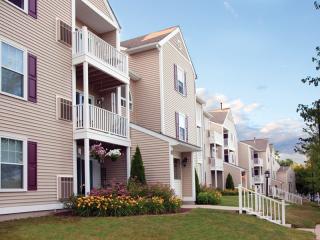 25 Bay Ridge Dr, Nashua NH  03062-4746 exterior