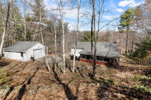 6 Happy Holw Rd, Danville NH  03819-3100 exterior