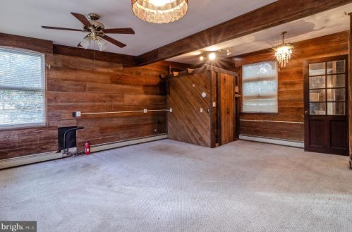 5 April Ln, Wilmington DE  19810-4122 exterior