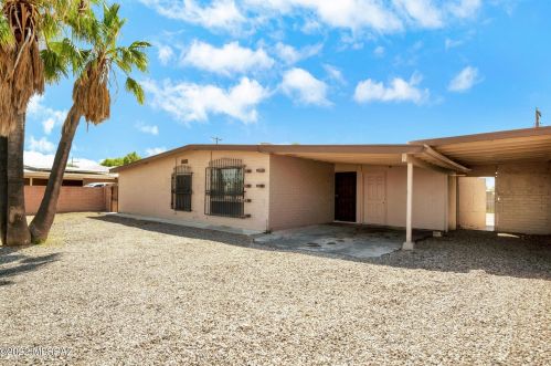 409 Bilby Rd, Tucson, AZ 85706-4053