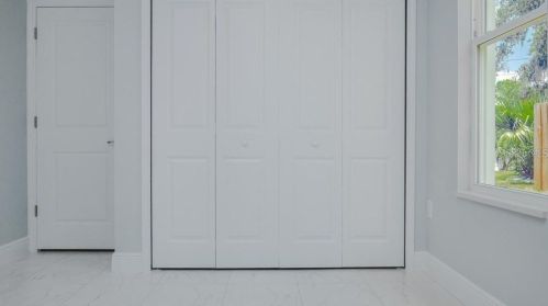 1360 Bakersfield Ave, Deltona FL  32725-5815 exterior