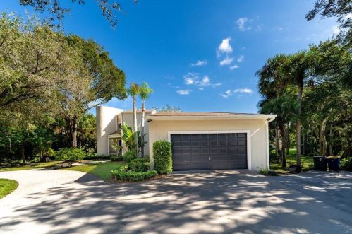 3604 Wilderness Dr, Fort Pierce, FL 34982-6563