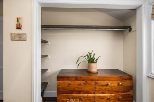 1932 Montair Ave, Long Beach CA  90815-3011 exterior