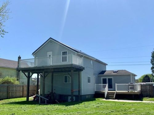 717 Orr Ave, Ford Cliff, PA 16228-1015