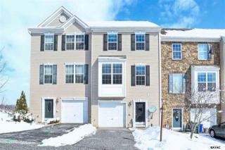 339 Clay Ave, Yoe, PA 17313-1527