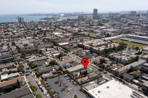 610 Almond Ave, Long Beach CA  90802-1746 exterior