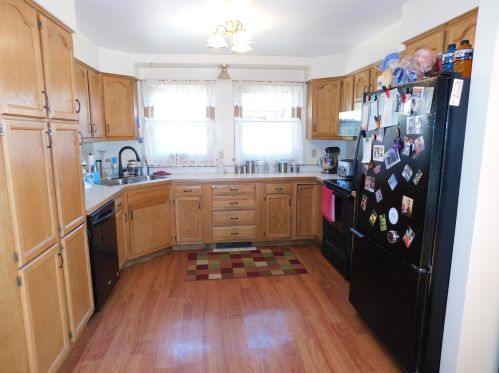 1202 Riverview Dr, Kewaskum WI  53040-9782 exterior