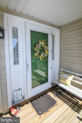 73 Timber Rd, Southampton, PA 18966-2827