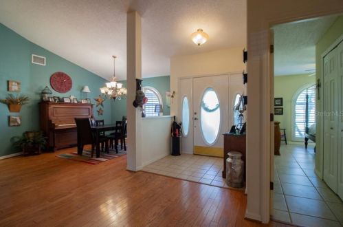 5939 Windwood Dr, Lakeland FL  33813-4805 exterior