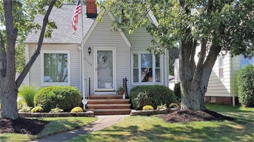 6003 Hampstead Ave, Cleveland, OH 44129-3720