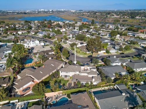 1921 Windward Ln, Newport Beach CA  92660-3816 exterior