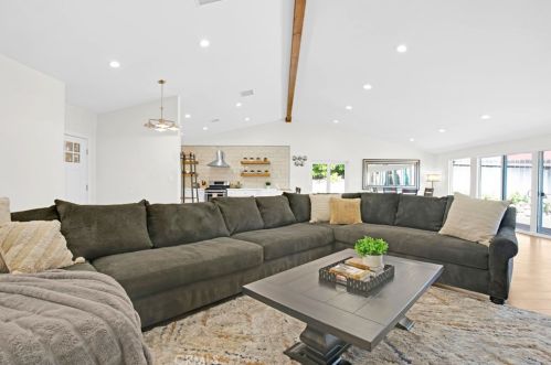 1192 Citrus Dr, La Habra, CA 90631-2650