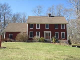 9 Al Harvey Rd, Stonington, CT 06378-1903
