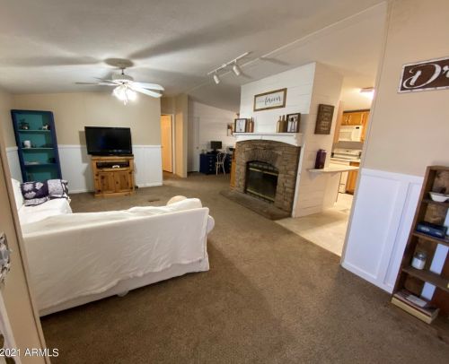 32380 Felix Rd, San Tan Valley, AZ 85143-7367