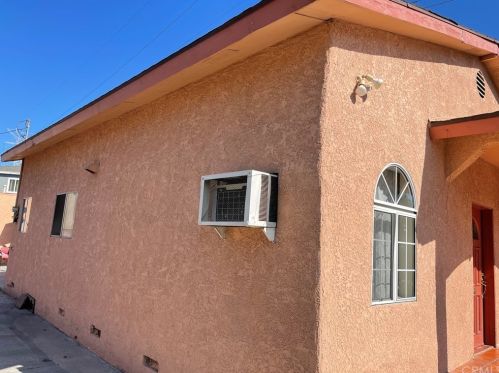 9000 Burke Ave, South Gate CA  90280-3411 exterior