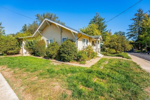 428 Church St, Ukiah, CA 95482-4818
