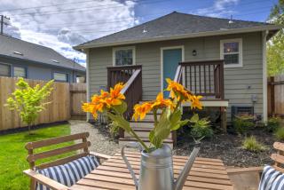 2929 42nd St, Sacramento CA  95817-3030 exterior
