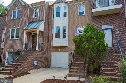 605 Shaw Ct, Fredericksburg, VA 22405-2678