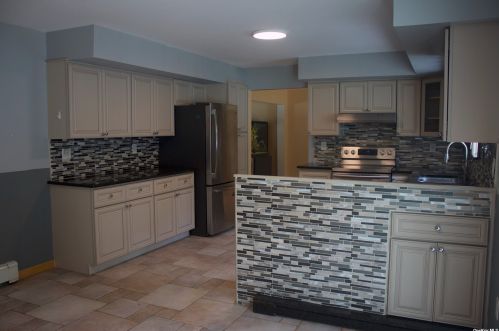 12 Ramblewood Rd, Shoreham NY  11786-2300 exterior