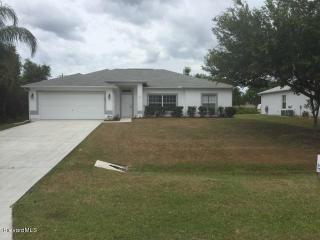490 Periwinkle Dr, Sebastian, FL 32958-6645