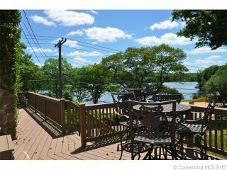 5 Ridgewood Rd, Moodus, CT 06469-1418