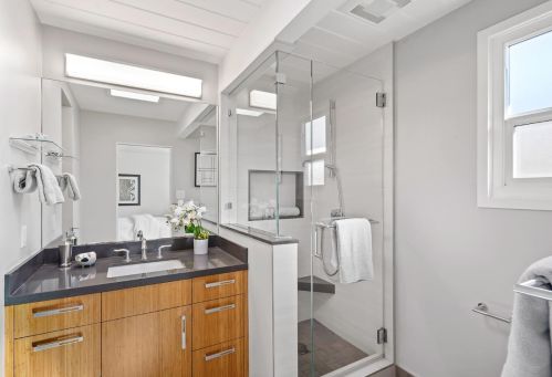 1155 Hollenbeck Ave, Sunnyvale CA 94087-2406 exterior