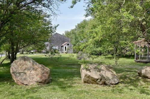 38 Noble St, South Kingstown RI  02882-3941 exterior