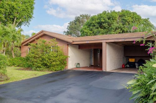 511 28th Ave, Boynton Beach, FL 33435-8954