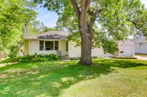 370 66th Ave, Minneapolis, MN 55432-4401