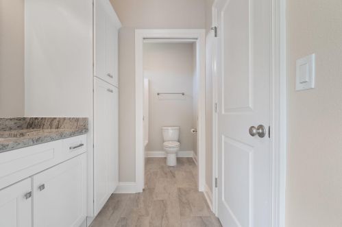 2129 Trevor Cir, Milton FL  32583-9616 exterior