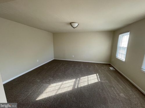 7722 Capron Ct, Lorton VA  22079-4346 exterior