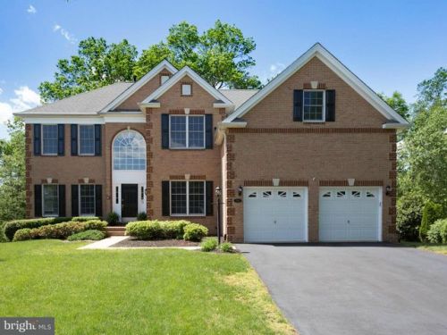 5586 Tucson Ct, Haymarket VA  20169-3145 exterior