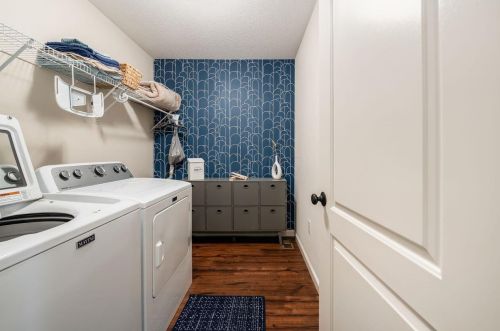 5944 Blue Star Dr, Darbydale OH  43123 exterior