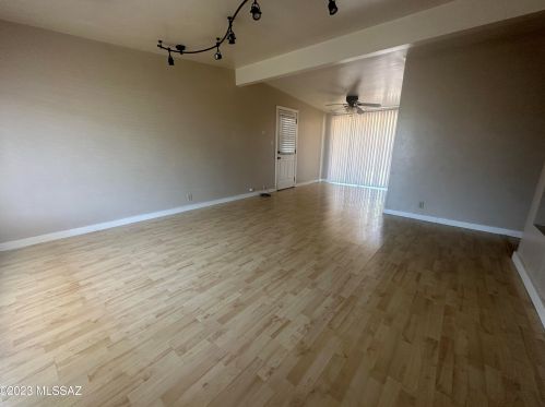 6635 Calle Dened, Tucson AZ  85710-5615 exterior