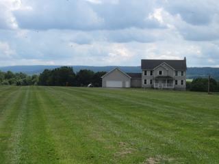 7230 Richmond Mills Rd, Livonia, NY 14487-9511
