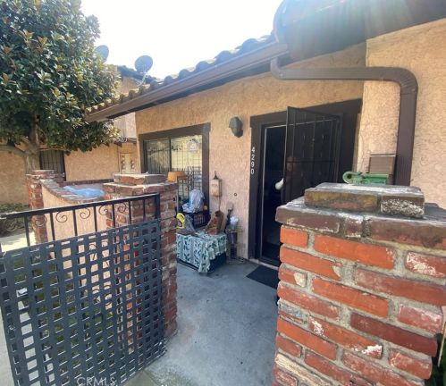 4290 Rosemead Blvd, Pico Rivera, CA 90660-1745
