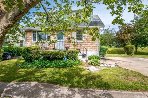 969 Main St, Rahway NJ  07065-4832 exterior