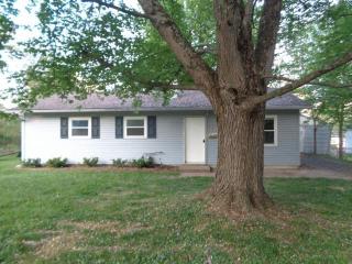 222 Tuscarora Dr, Loveland, OH 45140-2444