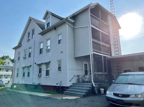 1409 Worcester St, Springfield MA  01151-1623 exterior