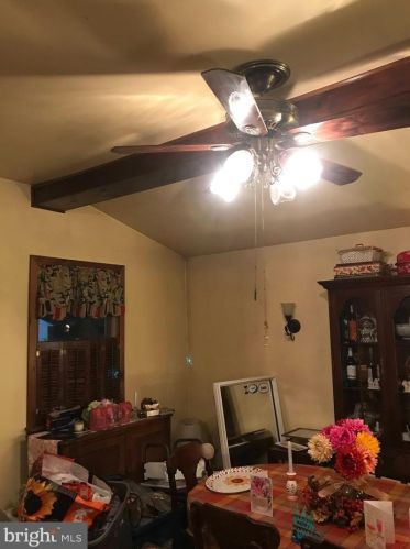 5022 River Rd, Camden NJ  08110-2843 exterior