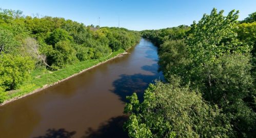 2904 Cambridge Ave, Milwaukee WI  53211-3216 exterior