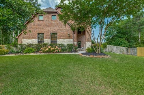 40511 Manor Dr, Magnolia, TX 77354-6184