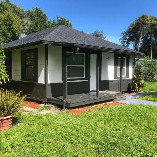625 Aberdeen St, Daytona Beach, FL 32114-2623