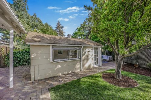 1172 Fay St, Redwood City CA  94061-2241 exterior