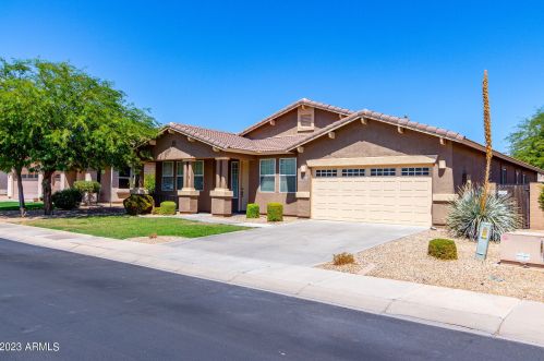 18336 Maui Ln, Sun City, AZ 85388-7561