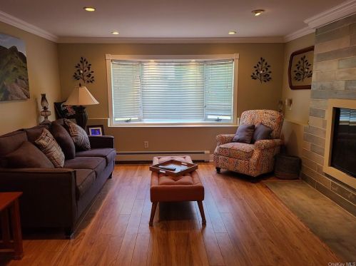 234 Valley Rd, Valley Cottage NY  10989-2439 exterior